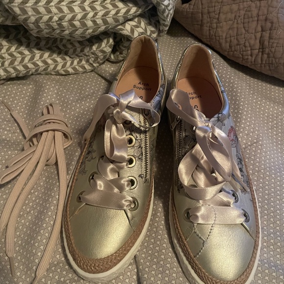 Soft waves arch support brand new women’s sneakers size 38 European - Picture 12 of 12